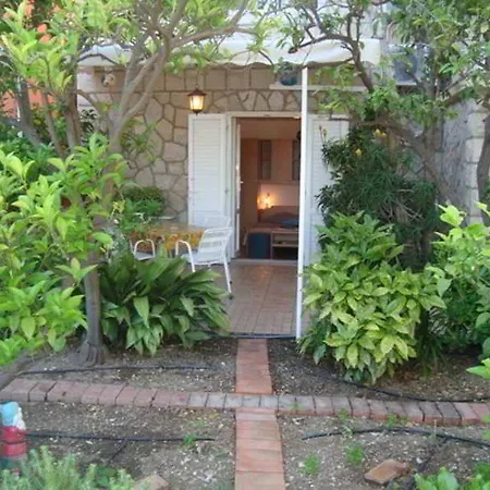 House Katarina Ντουμπρόβνικ
