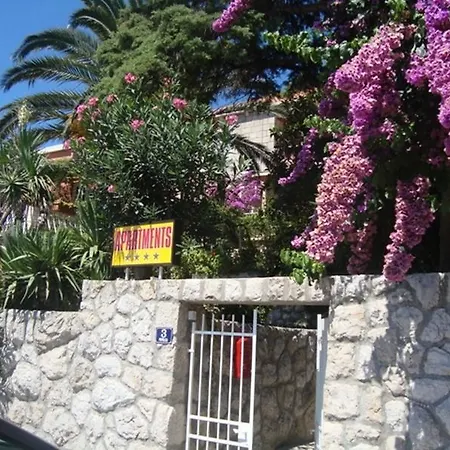 House Katarina Ντουμπρόβνικ